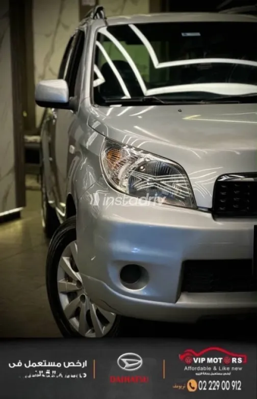 Daihatsu Terios 2015 Silver Used for Sale - 9