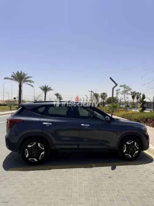 Kia Seltos 2024 White Used for Sale - 2