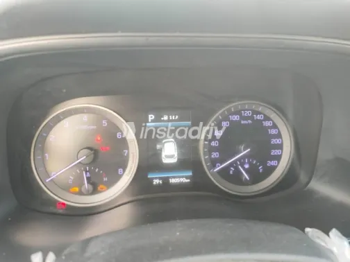 Hyundai Tucson 2019 White Used for Sale - 1