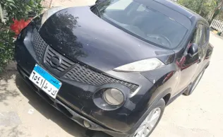 نيسان جوك 2012 أسود مستعملة للبيع