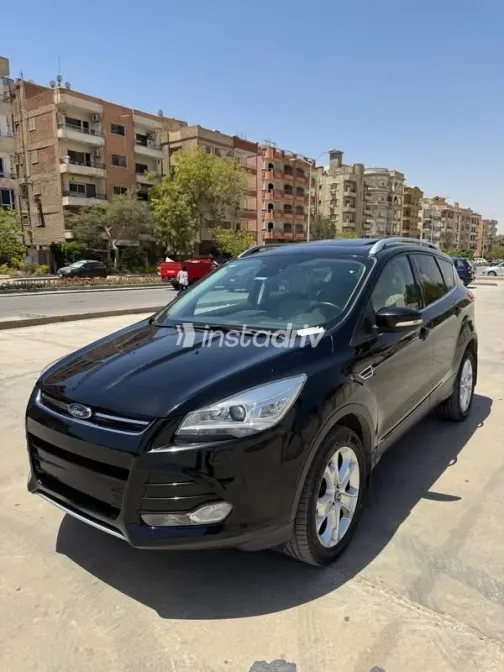 Ford Kuga 2016 Black Used for Sale - 2