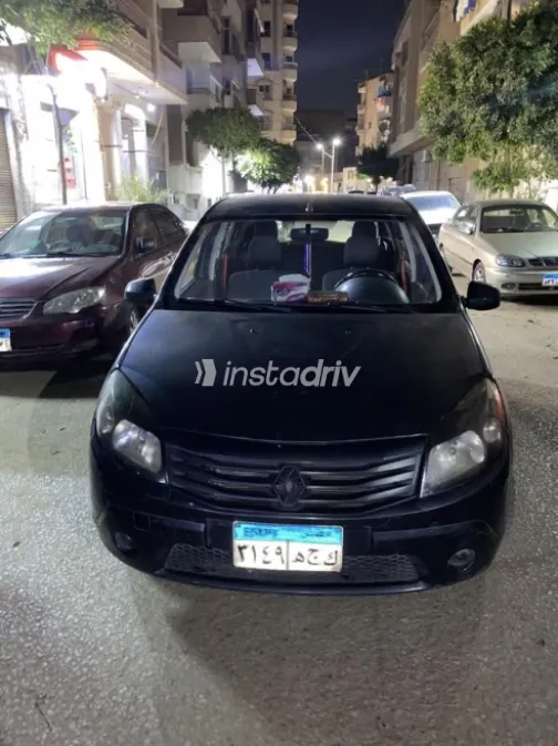 رينو سانديرو 2013 بترولي مستعملة للبيع - 1