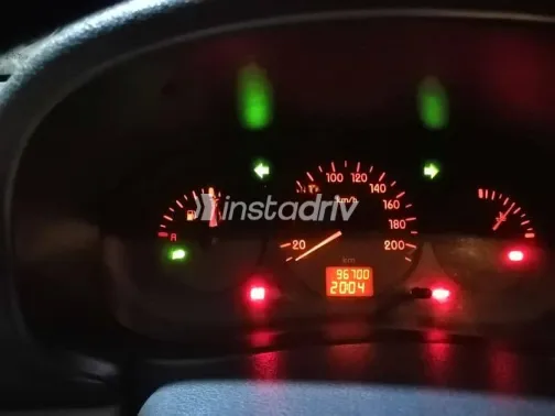 Renault Clio 2004 Silver Used for Sale - 2