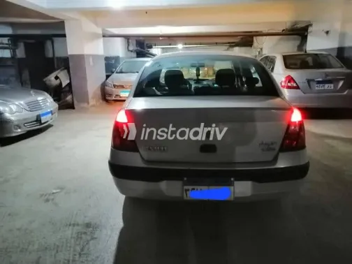 Renault Clio 2004 Silver Used for Sale - 5