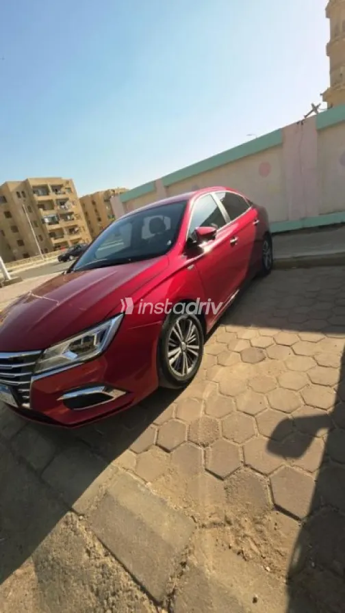 ام جى 5 2025 أحمر مستعملة للبيع - 2