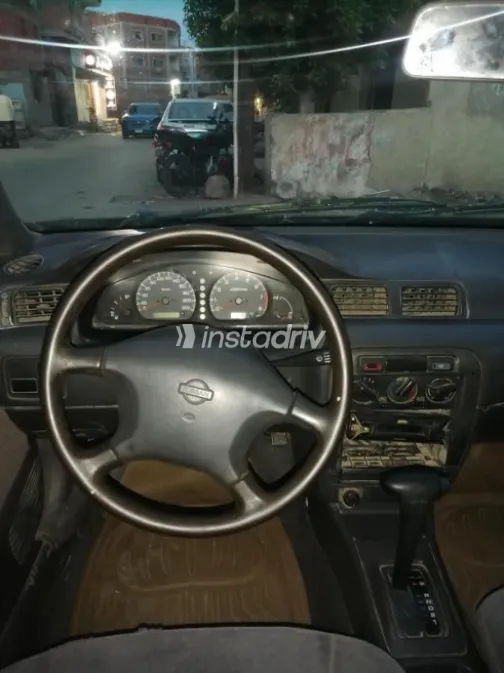 Nissan Sunny 2000 Dark Green Used for Sale - 10