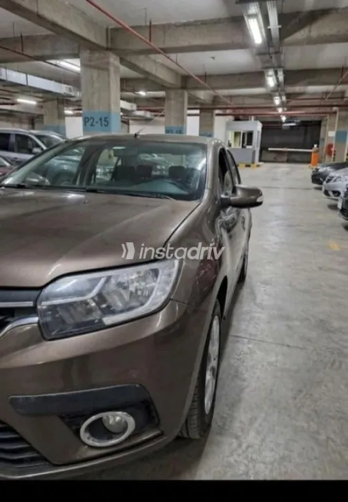 Renault Logan 2022 White Used for Sale - 1