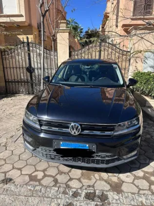 Volkswagen Tiguan 2018 Black Used for Sale