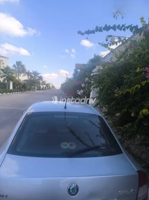 Skoda Octavia 2012 Silver Used for Sale - 4