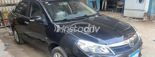بى واى دى‬ F3 2025 أبيض مستعملة للبيع - 3