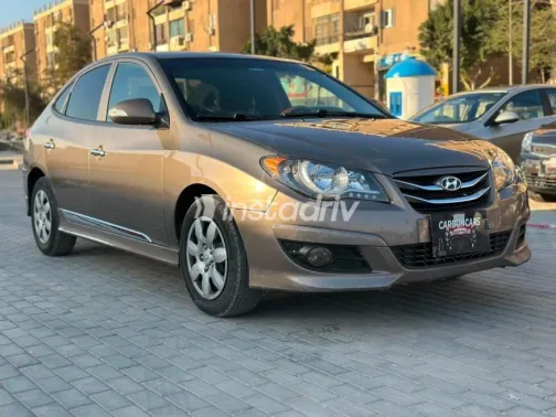 Hyundai Elantra HD 2018 White Used for Sale - 3