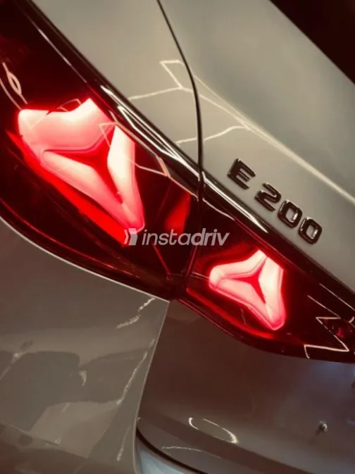 مرسيدس E 200 2025 فضي مستعملة للبيع - 9