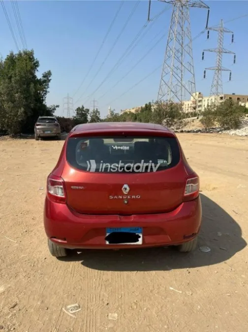 Renault Sandero 2014 Red Used for Sale - 3