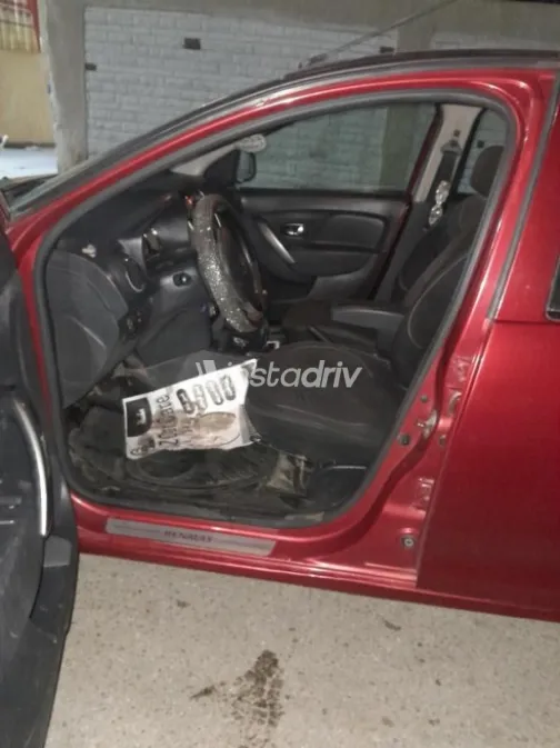 Renault Sandero 2014 Red Used for Sale - 4