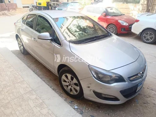 Opel Astra 2019 Silver Used for Sale - 1