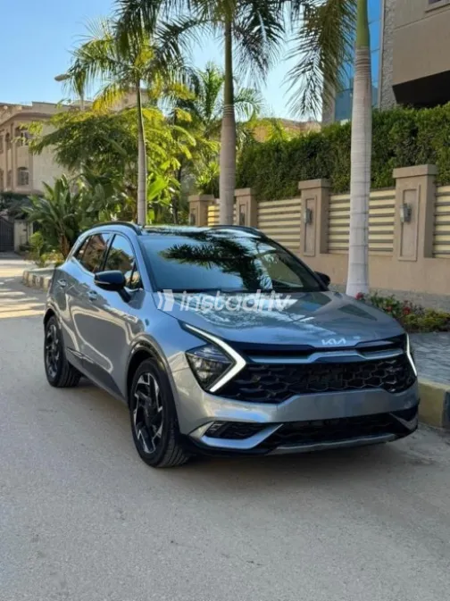 Kia Sportage 2023 Silver Used for Sale - 2