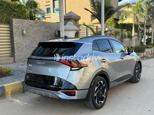 Kia Sportage 2023 Silver Used for Sale - 9