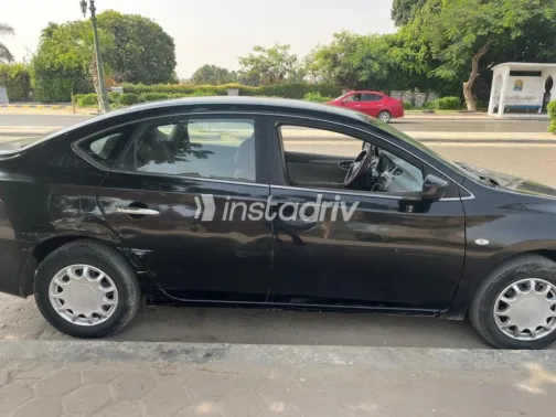 Nissan Sentra 2019 Black Used for Sale - 4