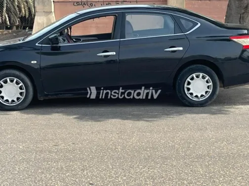 Nissan Sentra 2019 Black Used for Sale - 5
