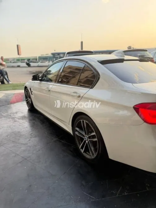 بي ام دبليو 340 2018 أبيض مستعملة للبيع - 3
