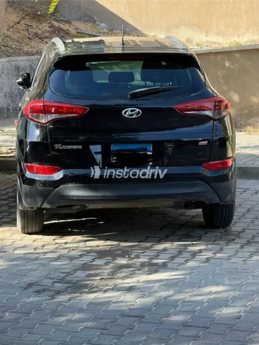 Hyundai Tucson 2017 Black Used for Sale - 1