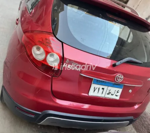 Brilliance FRV Cross 2015 Burgundy Used for Sale - 5