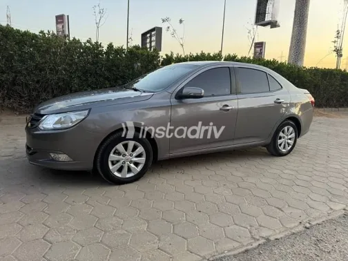 Chevrolet Optra 2023 White Used for Sale - 3
