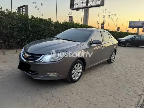 Chevrolet Optra 2023 White Used for Sale - 6