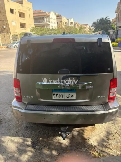 Jeep Liberty 2011 Gold Used for Sale - 6