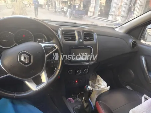 Renault Sandero Step Way 2020 White Used for Sale - 2