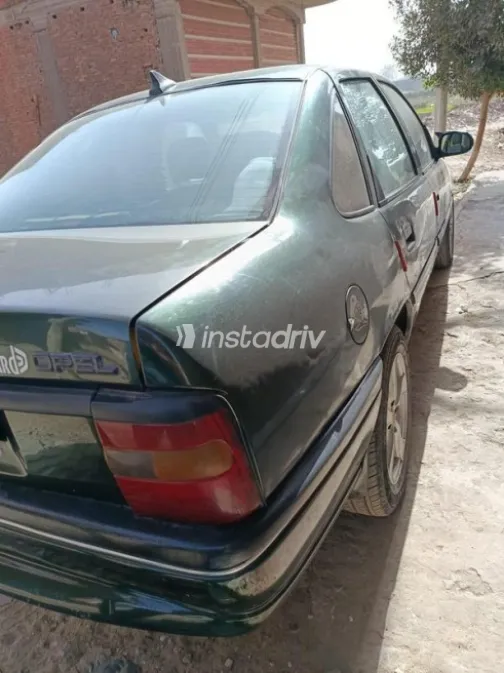 Opel Vectra 1994 Dark Green Used for Sale - 3