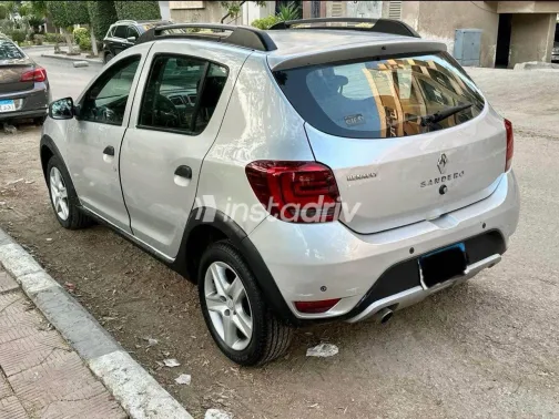 Renault Sandero Step Way 2018 Silver Used for Sale - 1