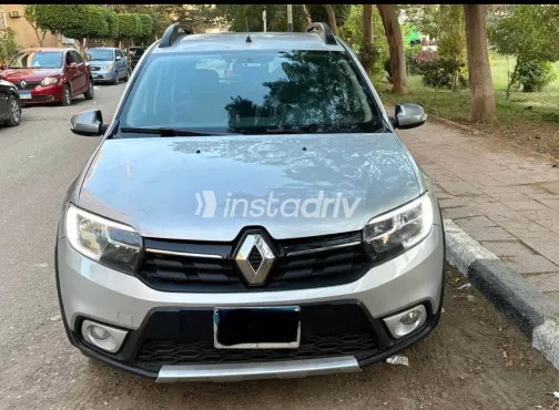 Renault Sandero Step Way 2018 Silver Used for Sale - 2
