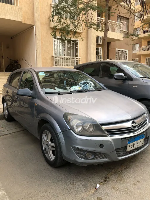 Opel Astra 2007 Silver Used for Sale - 2