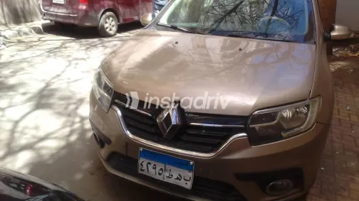 رينو لوجان 2021 ذهبي مستعملة للبيع - 1