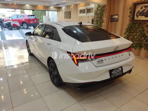 Hyundai Elantra 2022 White Used for Sale - 5