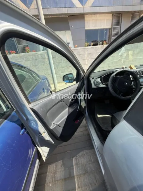 Renault Logan 2016 Silver Used for Sale - 2
