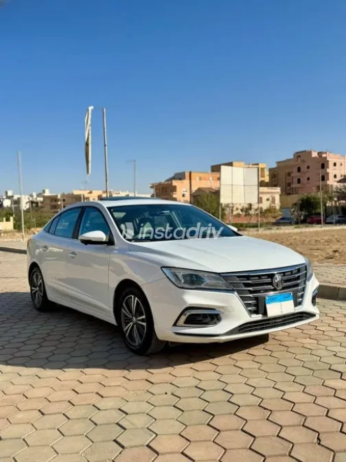 Renault Logan 2016 Silver Used for Sale - 10