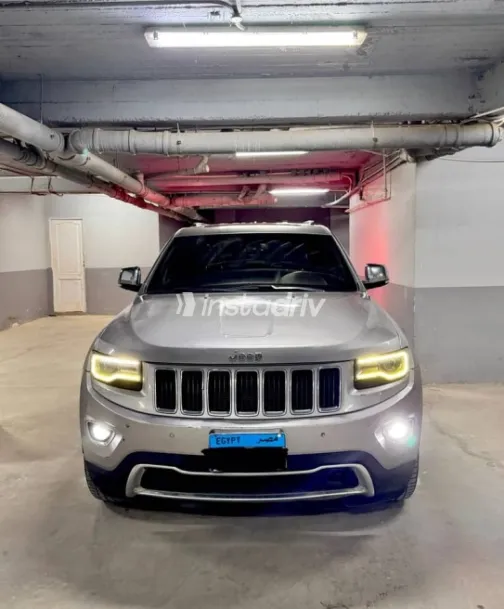 Jeep Grand Cherokee 2017 Gray Used for Sale - 2