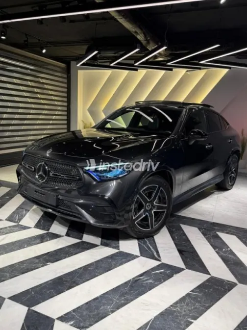 مرسيدس GLC 300 2024 رمادي مستعملة للبيع - 2