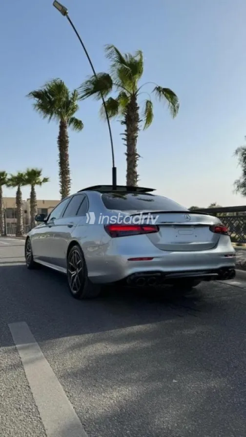 مرسيدس E 300 2021 أبيض مستعملة للبيع - 3