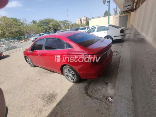 MG 5 2021 Red Used for Sale - 1