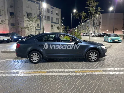 Skoda Octavia 2015 Gray Used for Sale - 3
