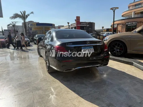Mercedes E 200 2018 Black Used for Sale - 1
