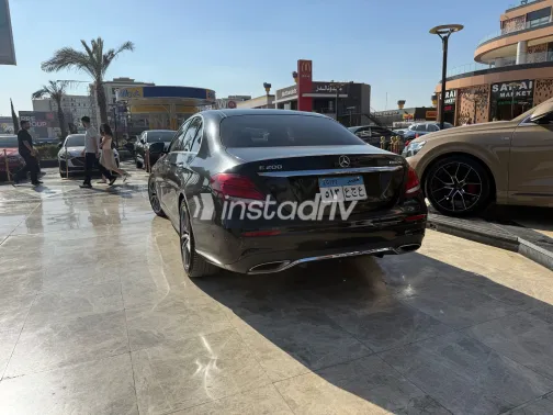 Mercedes E 200 2018 Black Used for Sale - 4