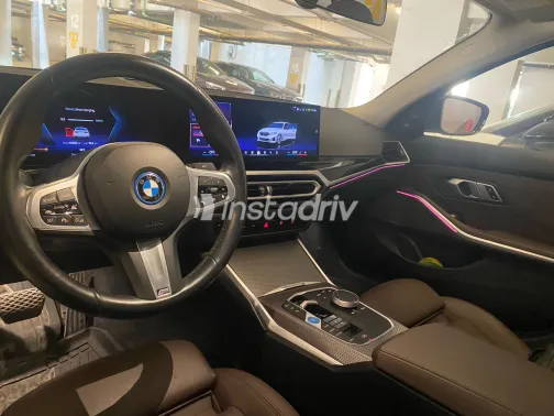 بي ام دبليو I3 2024 أبيض مستعملة للبيع - 2