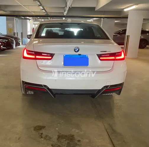 بي ام دبليو I3 2024 أبيض مستعملة للبيع - 5