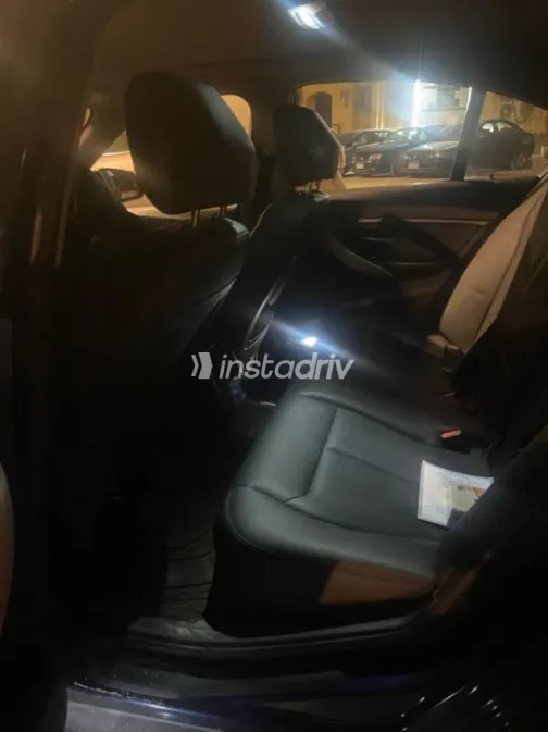 بي ام دبليو 318 2016 أبيض مستعملة للبيع - 6