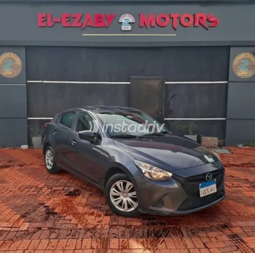 Mazda 2 2017 Gray Used for Sale - 2