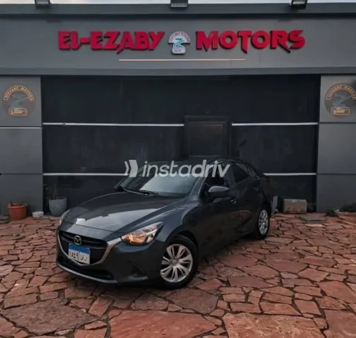 Mazda 2 2017 Gray Used for Sale - 4